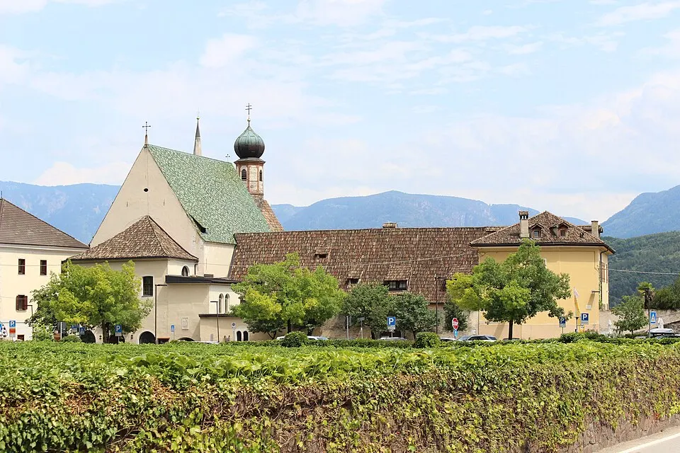 Franziskanerkloster Kaltern - Convento francescano di Caldaro, Caldaro sulla strada del vino/Kaltern an der Weinstraße
